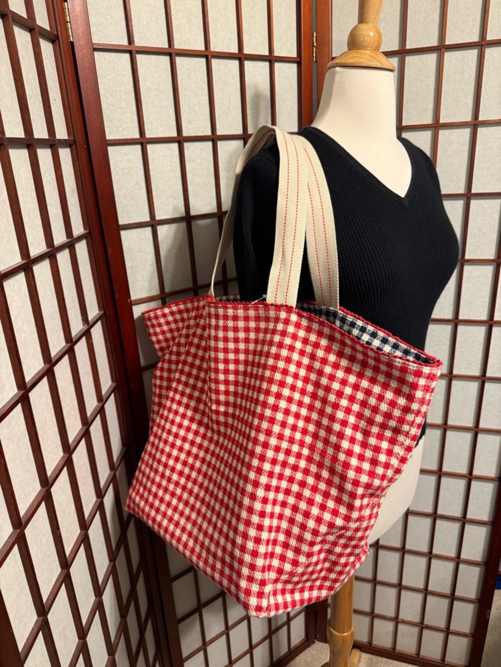 Spacious Reversible Canvas Tote Handbag -  Red & Navy Gingham - Picture 2 of 14